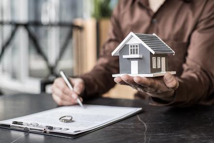 Achieving institutional excellence in a real estate development company after applying TQM
